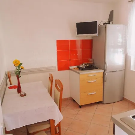 Apartman 30052 - Katja * Crikvenica